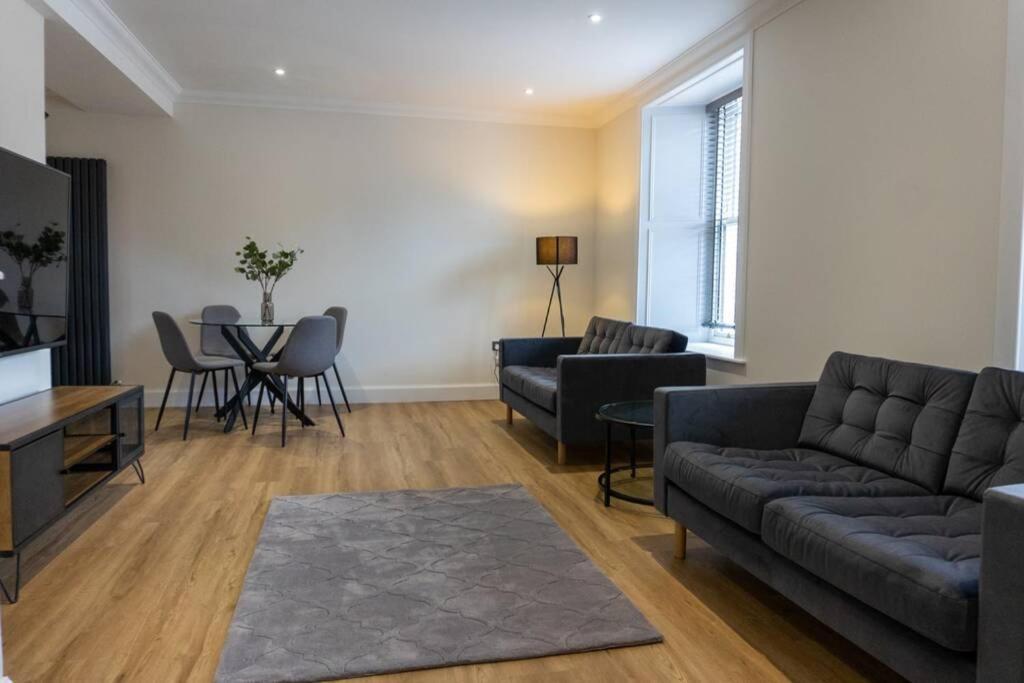 Argyle Square Apartment Oban Bagian luar foto